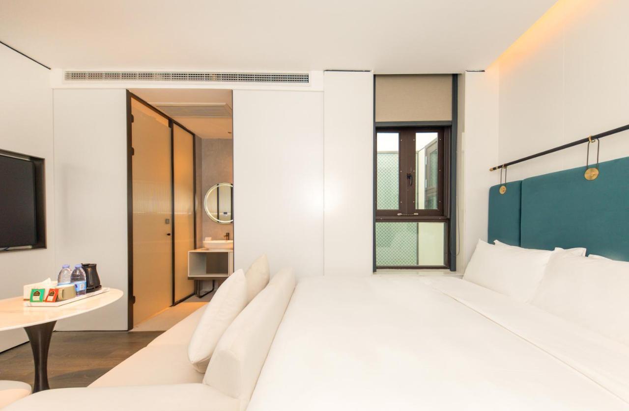 Autoongo Bund 3* Шанхай
